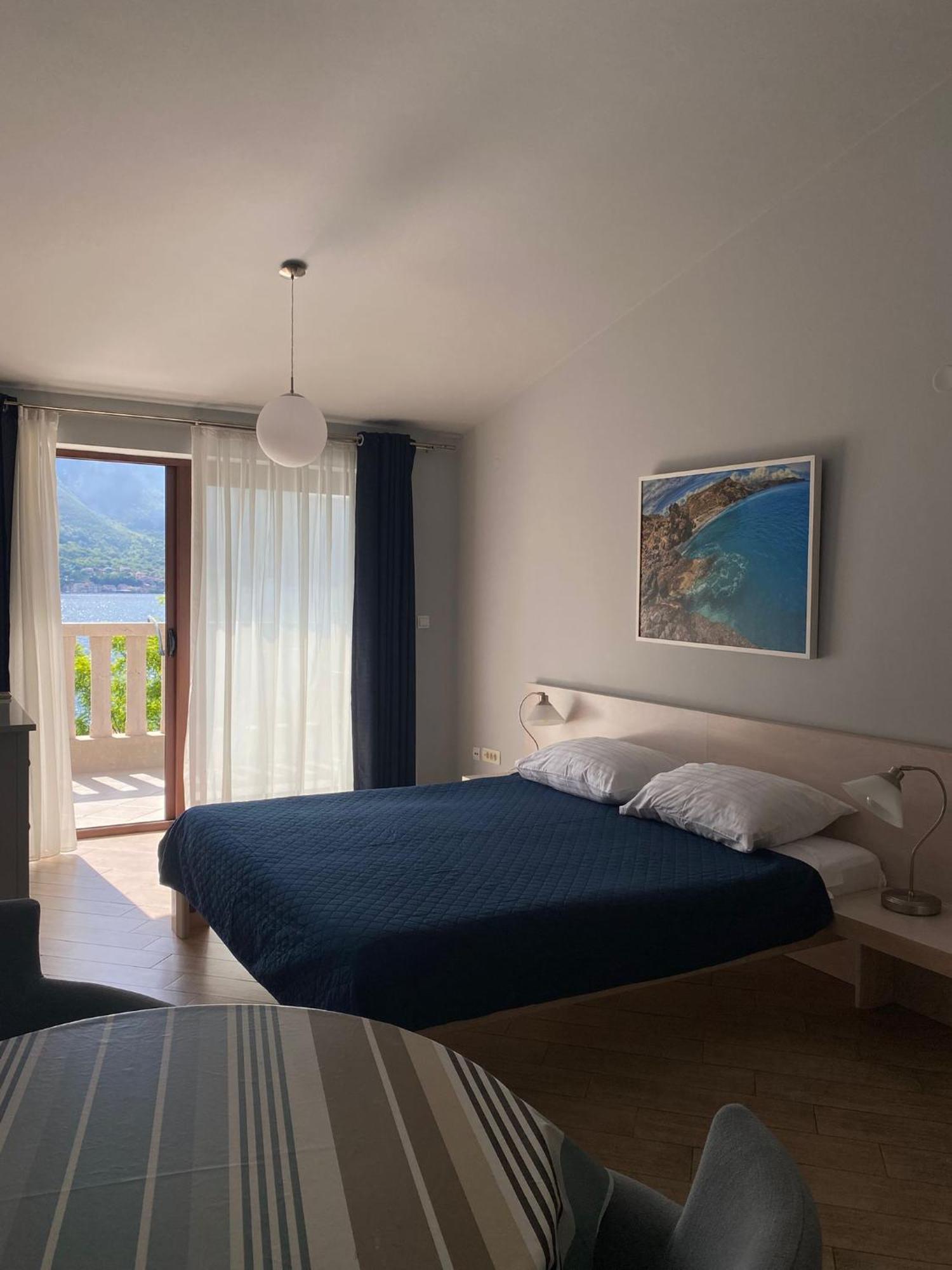 Apartments Bella Di Mare Котор Екстериор снимка
