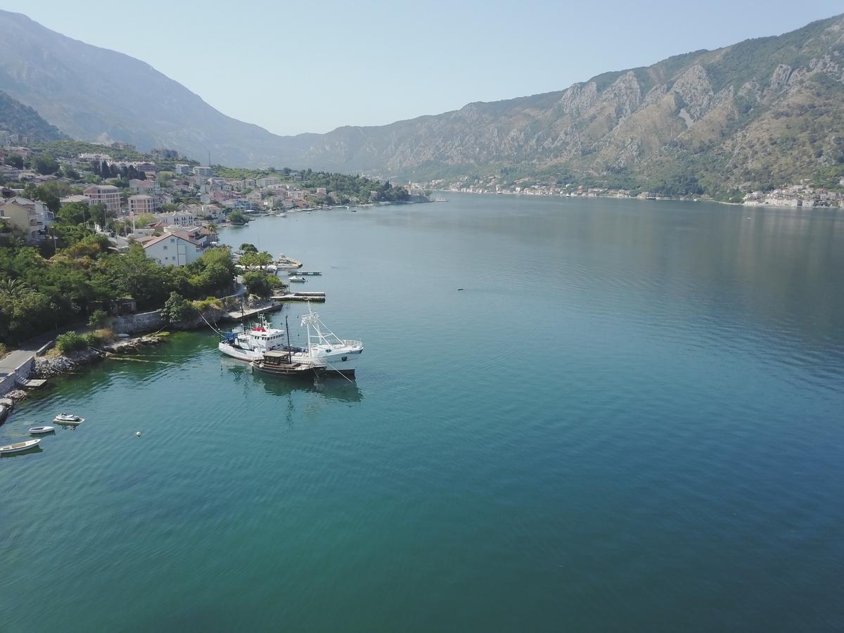 Apartments Bella Di Mare Котор Екстериор снимка